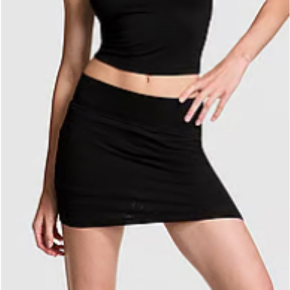 NWT Victorias Secret Pink Pure Black Mesh Seamless Skort, Elastic Waist, Large
